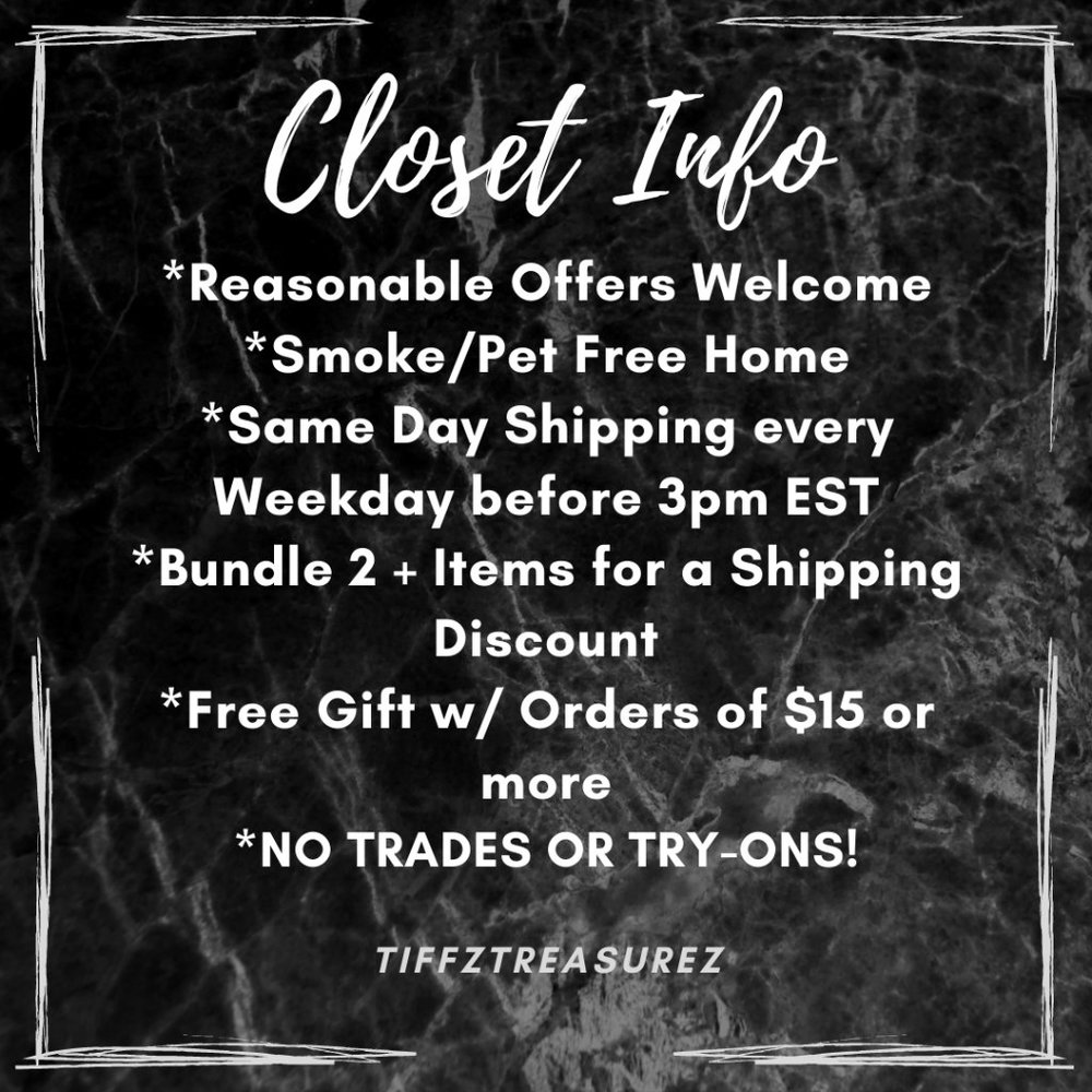 FINAL CHANCE! CLOSET CLOSING! - Picture 7 of 10